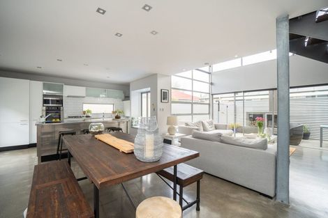 Photo of property in 4 Mere Mere Avenue, Palmerston North, 4414