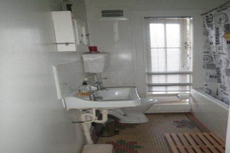 Photo of property in 8/349 Tamaki Drive, Saint Heliers, Auckland, 1071