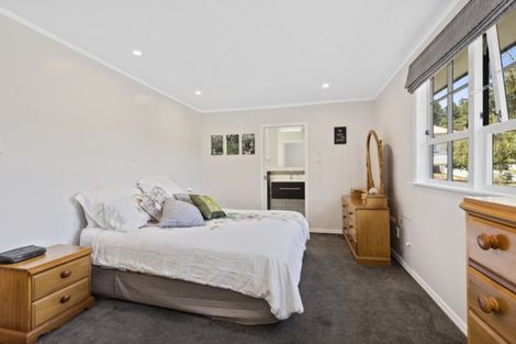 Photo of property in 89 Manuka Street, Stokes Valley, Lower Hutt, 5019