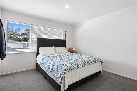 Photo of property in 44 Zita Maria Drive, Massey, Auckland, 0614