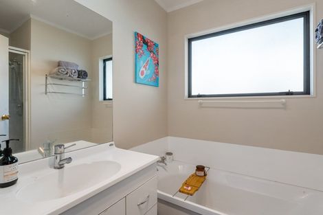 Photo of property in 17b Gordon Street, Te Puke, 3119