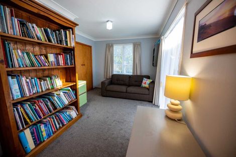 Photo of property in 5 Green Avenue, Levin, 5510