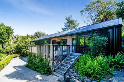 Photo of property in 49a Wallace Place, Westown, New Plymouth, 4310