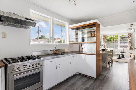 Photo of property in 1/6 Akehurst Avenue, New Lynn, Auckland, 0600