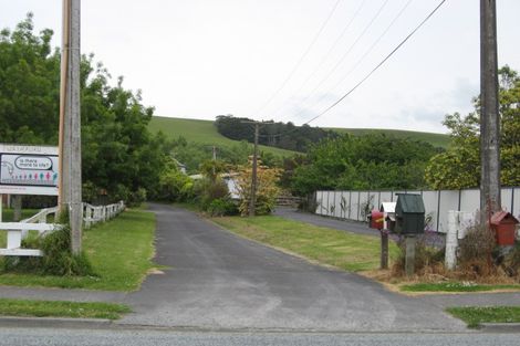 Photo of property in 33 Waimauku Station Road, Waimauku, 0812