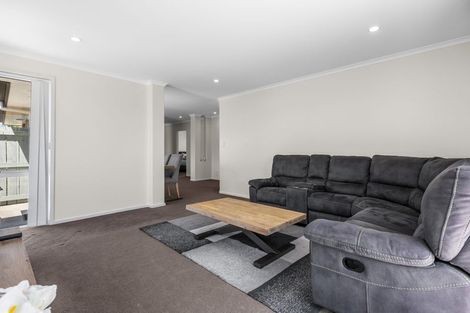 Photo of property in 174 Doncaster Drive, Papamoa Beach, Papamoa, 3118