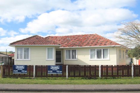 Photo of property in 58 Sutton Crescent, Papakura, 2110