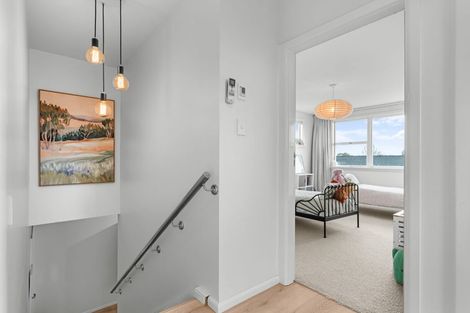 Photo of property in 21 Woodstock Place, Russley, Christchurch, 8042