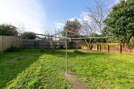 Photo of property in 7 Cardiff Crescent, Cannons Creek, Porirua, 5024