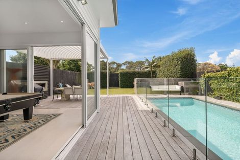 Photo of property in 41 Regina Street, Westmere, Auckland, 1022