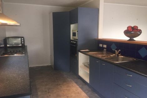 Photo of property in 198 Sievers Grove, Cannons Creek, Porirua, 5024