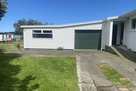 Photo of property in 17 Hickey Place, Opunake, 4616