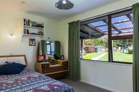 Photo of property in 5804 Kenepuru Road, Waitaria Bay, Picton, 7282
