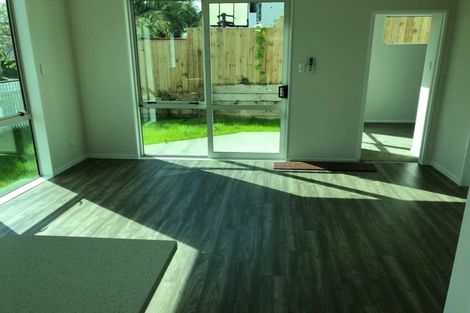 Photo of property in 2a Sherwood Avenue, Te Atatu South, Auckland, 0610