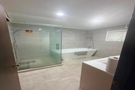 Photo of property in 4 Toi Toi Place, Northcote, Auckland, 0627