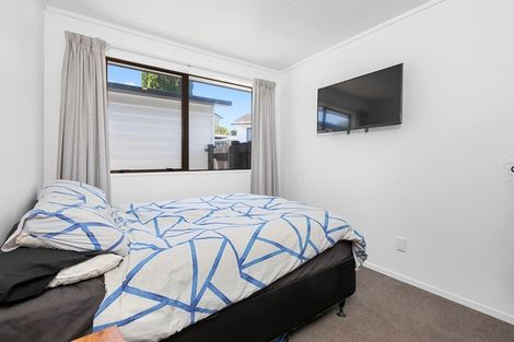 Photo of property in 6a Pokapu Place, Bethlehem, Tauranga, 3110