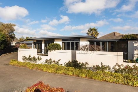 Photo of property in 51 Kirkwood Avenue, Upper Riccarton, Christchurch, 8041