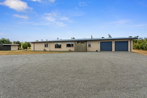 Photo of property in 442 Double Corner Road, Amberley, 7481