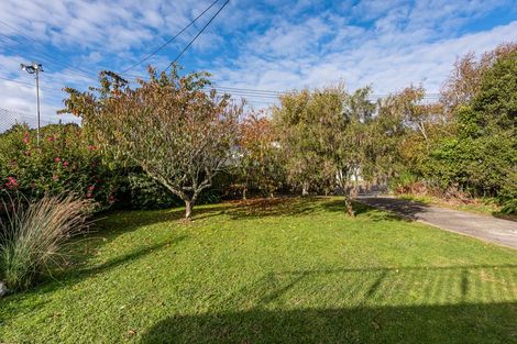 Photo of property in 7 Park Avenue, Tawa, Wellington, 5028