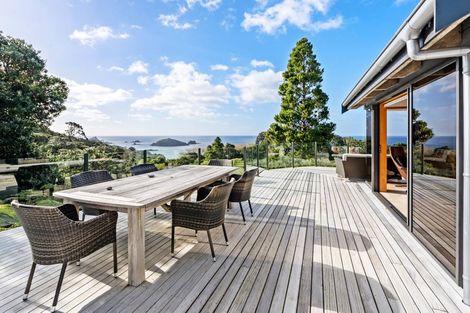 Photo of property in 347 Rockell Road, Whananaki, Hikurangi, 0181