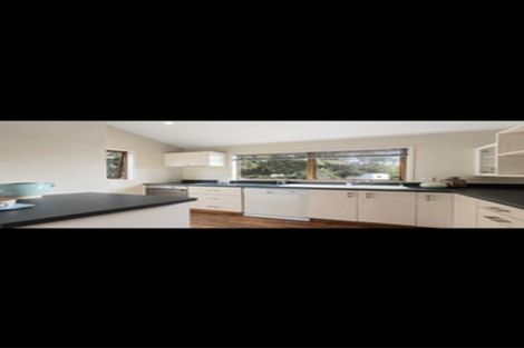 Photo of property in 1/807 East Coast Road, Northcross, Auckland, 0630