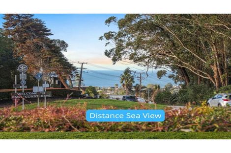 Photo of property in 352 East Coast Road, Sunnynook, Auckland, 0630