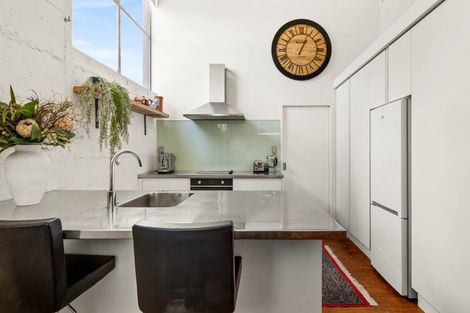 Photo of property in 17 Waghorne Street, Ahuriri, Napier, 4110