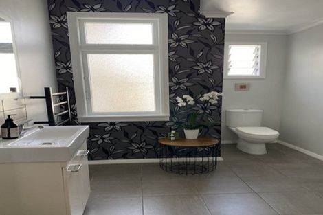 Photo of property in 84 Fitzroy Street, Terrace End, Palmerston North, 4410