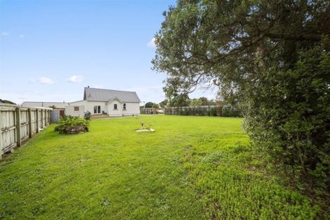 Photo of property in 39 Tauhuri Street, Manaia, 4612