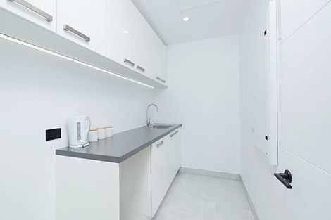 Photo of property in 1 Te Awakura Terrace, Mount Pleasant, Christchurch, 8081