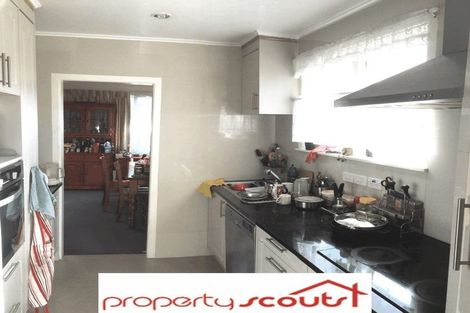 Photo of property in 2/8 Latham Avenue, Pakuranga, Auckland, 2010