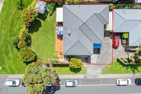 Photo of property in 2 Sycamore Drive, Sunnynook, Auckland, 0620