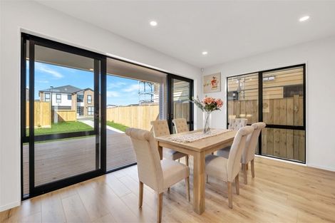Photo of property in 41 Drumconnell Drive, Flat Bush, Auckland, 2019