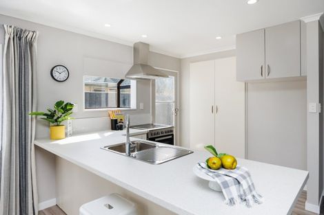 Photo of property in 24a Dorset Crescent, Hokowhitu, Palmerston North, 4410