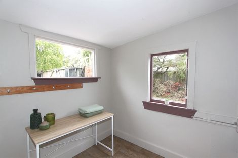 Photo of property in 52 Bowhill Road, New Brighton, Christchurch, 8083