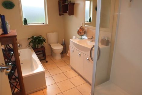 Photo of property in 72a Seabury Avenue, Foxton Beach, Foxton, 4815