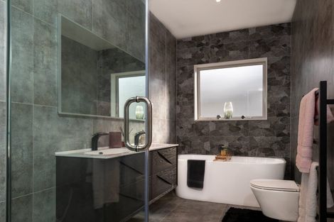 Photo of property in 6c Aralia Road, Sunnynook, Auckland, 0620