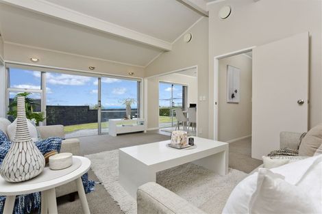 Photo of property in 1/134 Arran Road, Browns Bay, Auckland, 0630