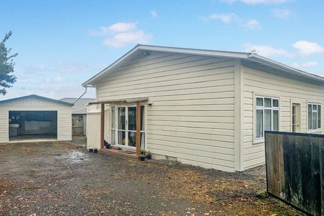 Photo of property in 10 Stanley Street, Dannevirke, 4930