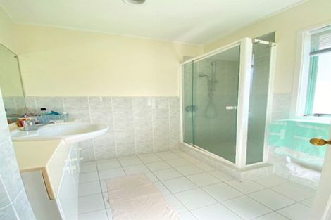 Photo of property in 2/18 Woodgers Way, Somerville, Auckland, 2014