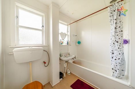 Photo of property in 43 Rata Street, Naenae, Lower Hutt, 5011