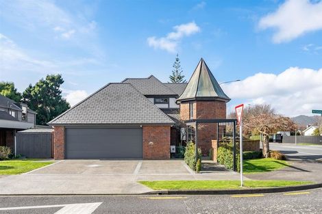 Photo of property in 33 Saint Columbans Grove, Boulcott, Lower Hutt, 5010