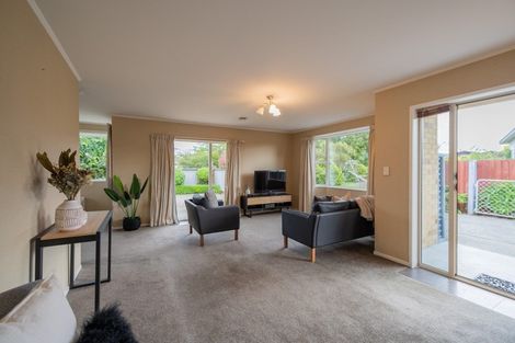 Photo of property in 6 Sylvia Baker Place, Te Anau, 9600