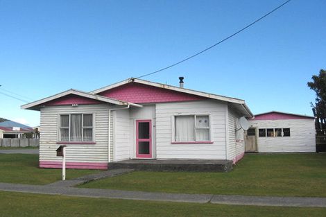 Photo of property in 82 Fox Street, Cobden, Greymouth, 7802