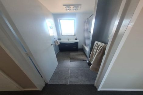 Photo of property in 70 Hills Road, Edgeware, Christchurch, 8013