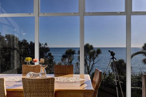 Photo of property in 17 Motukari Place, Onaero, Waitara, 4383