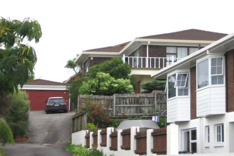 Photo of property in 10 Milwaukee Place, Glendene, Auckland, 0602