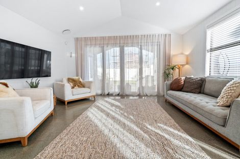 Photo of property in 24 Maturiki Drive, One Tree Point, 0118