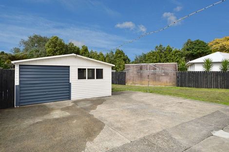 Photo of property in 10 Rollerson Street, Papakura, 2110