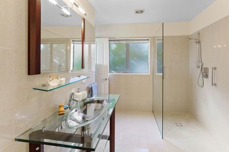 Photo of property in 7 Matata Place, Waikanae, 5036